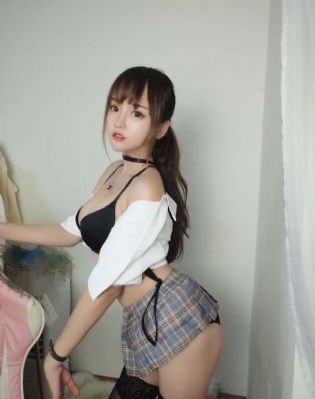 樱桃嘴与大鼻子