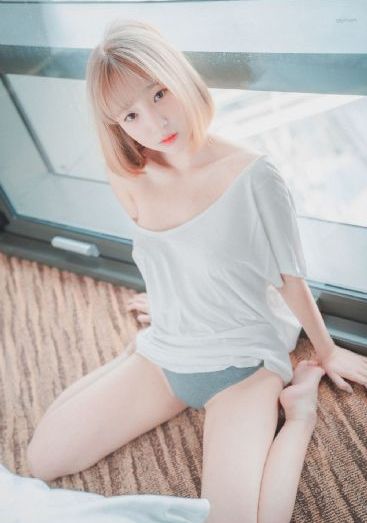 赤裸天使