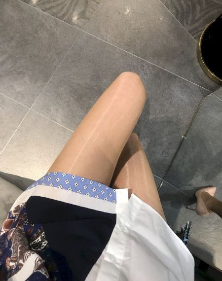美丽的姑娘在线观看免费