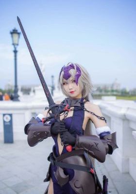 善良的女秘书的