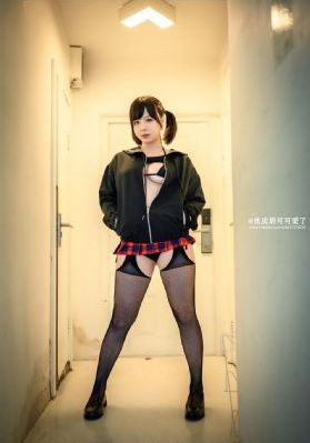 善良的女秘书免费